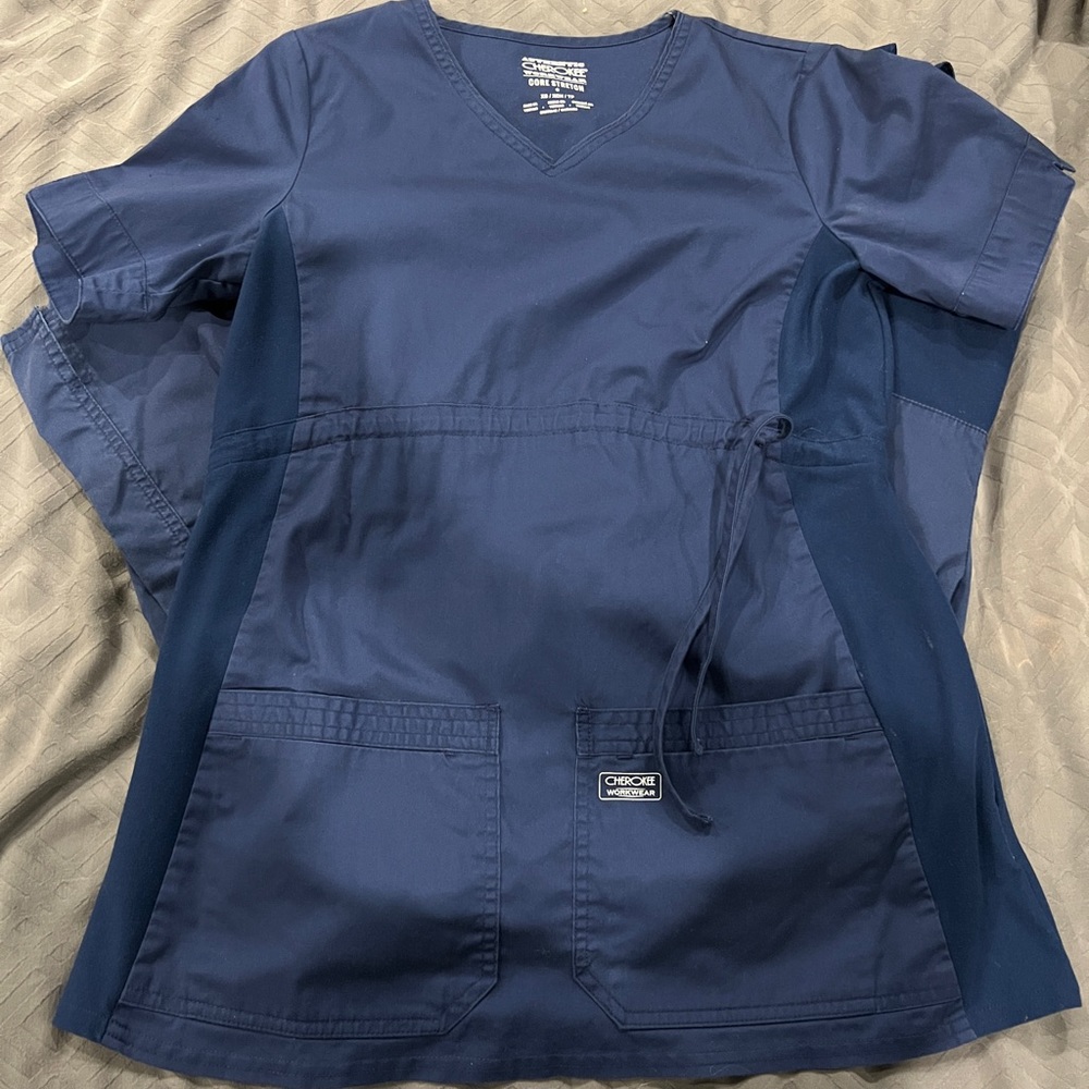 Cherokee maternity scrub set size XS